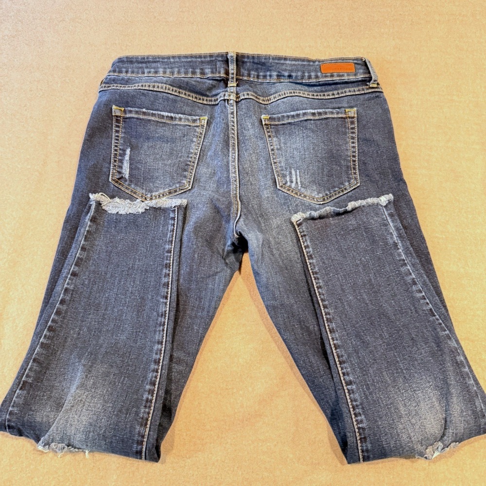 JUST USA Distressed Skinny Jeans Womens Size 29 Blue Stretch Mid Rise Frayed Hem - Picture 8 of 10